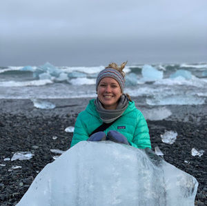 Meet your Posher, Holly